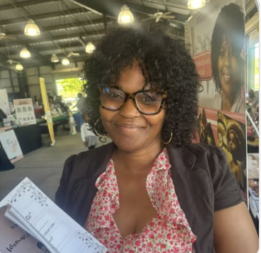 Toshia Blake, founder of DDD Journaling